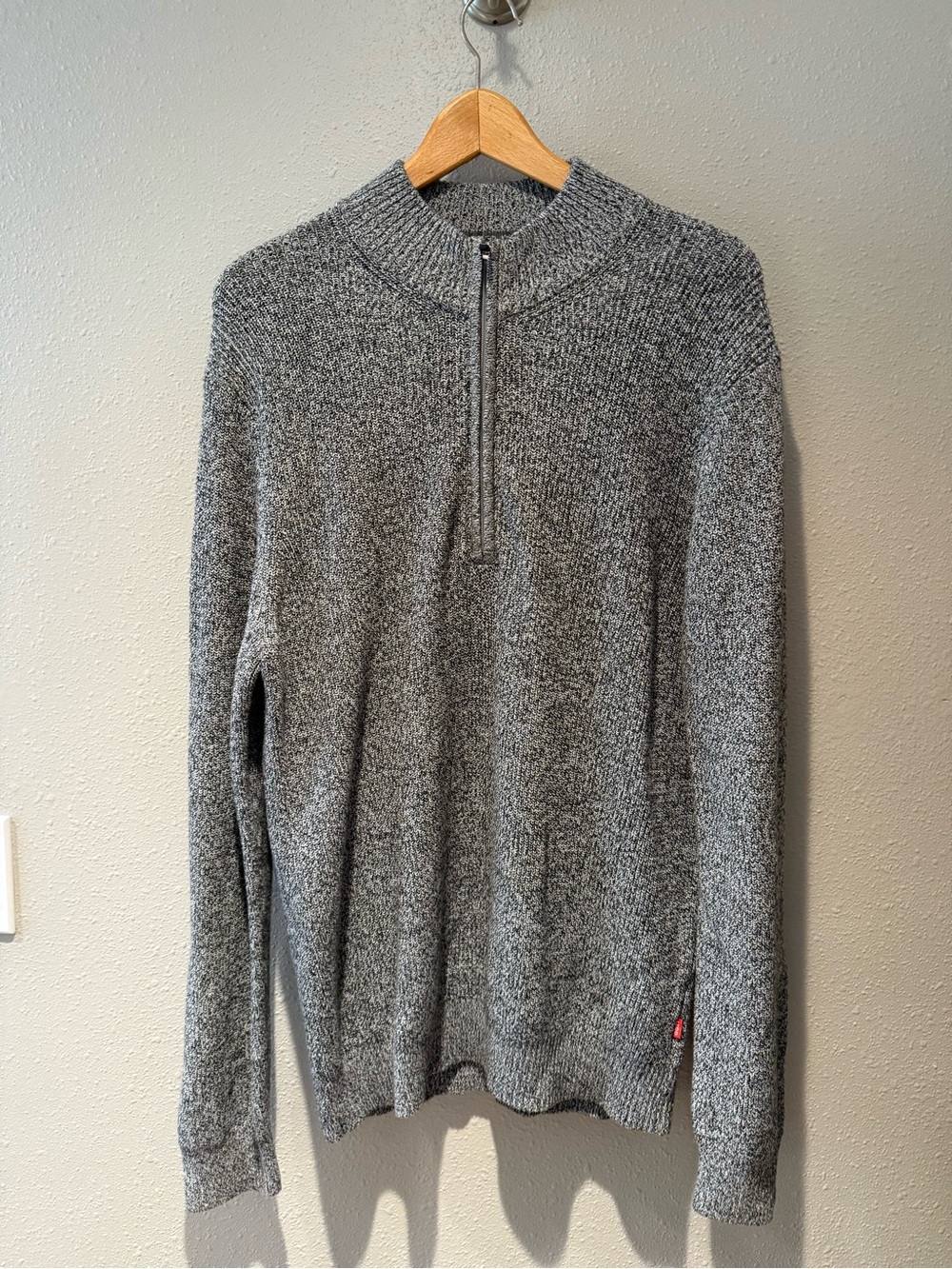 Izod Mens Grey Marled Knit 1/4 Zip Pullover Sweater Mock Neck Size Large